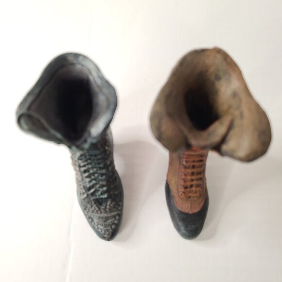 Two Vintage 1998 Victorian Ladies Resin Boots 4.5" Tall - Picture 5 of 10